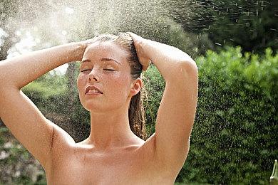 解谜冒险游戏《彼岸晴空》公布新预告 7月20日全平台发售